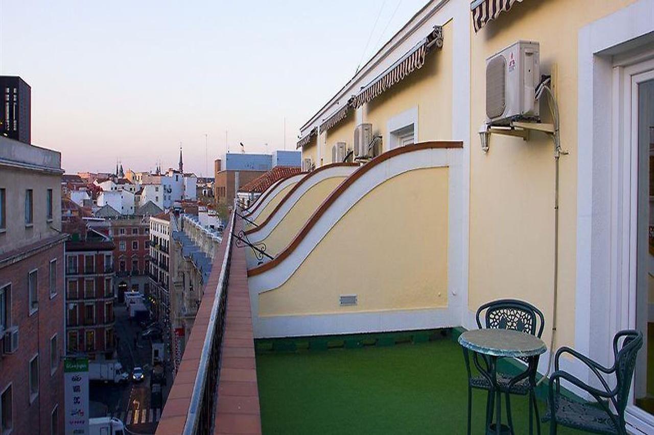 Carlos V Hotel Madrid