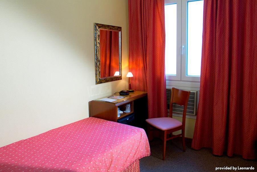 Carlos V Hotel 3*