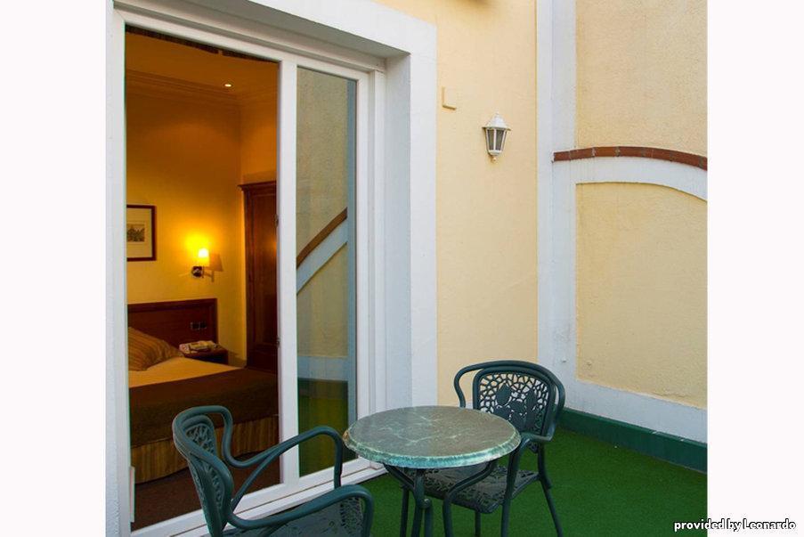 Hotel Carlos V Madrid