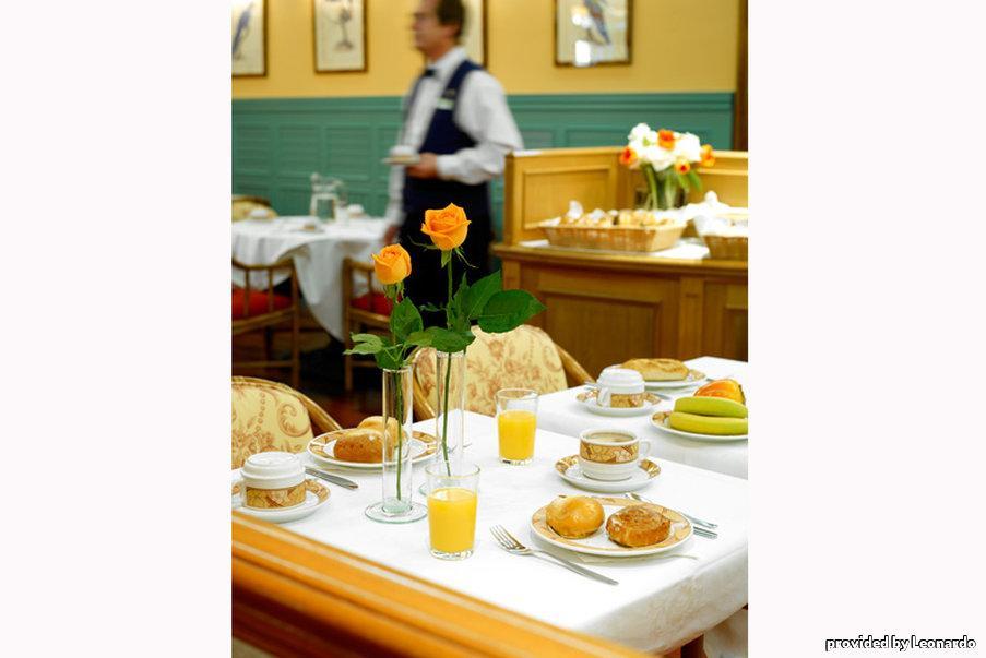 Hotel Carlos V Madrid